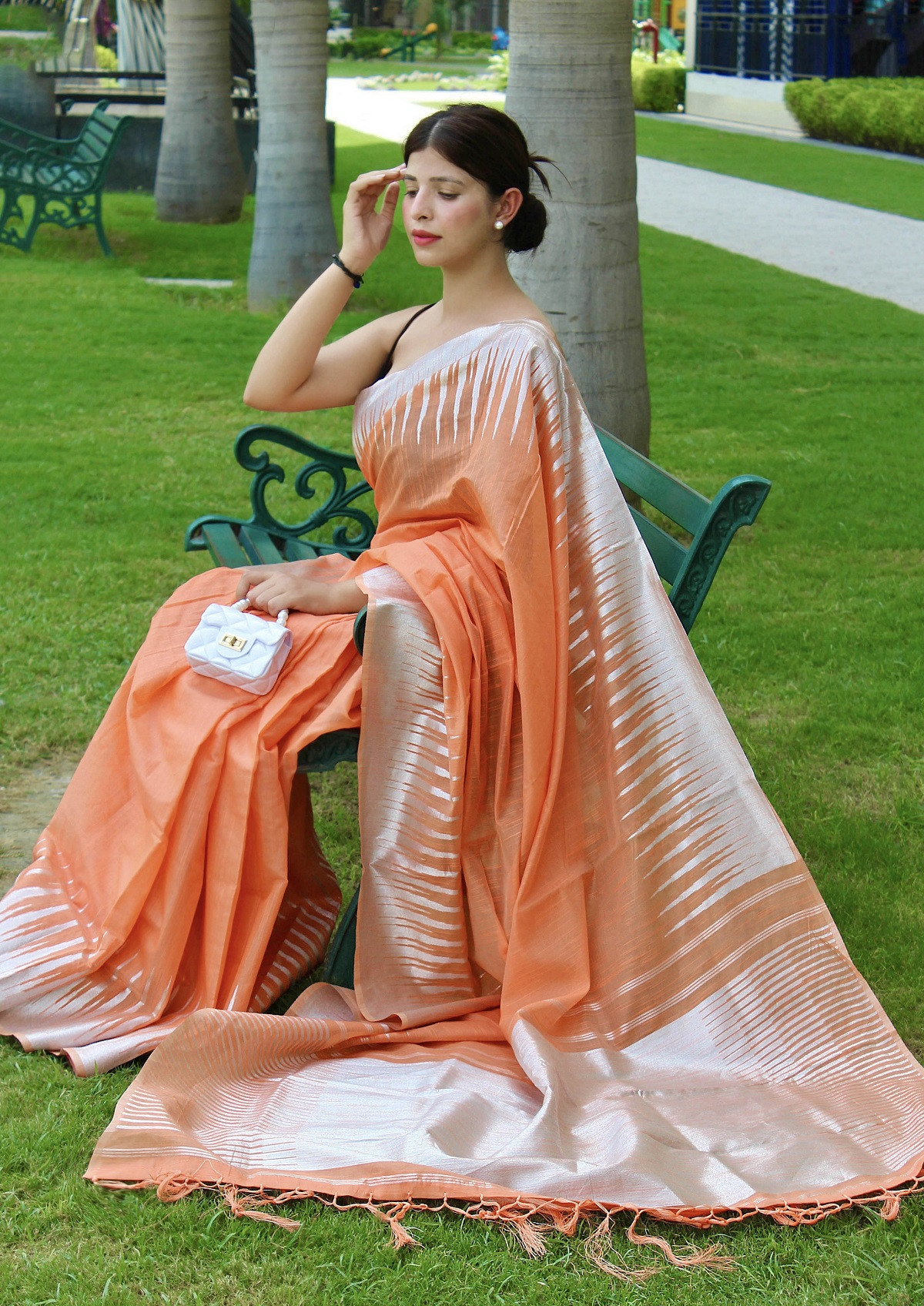 Pure Cotton Saree with Copper Zari woven motif and Pallu - Peach