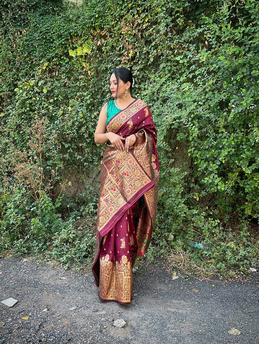  Banarasi silk saree with zari Woven meenakari  border & Pallu -Maroon