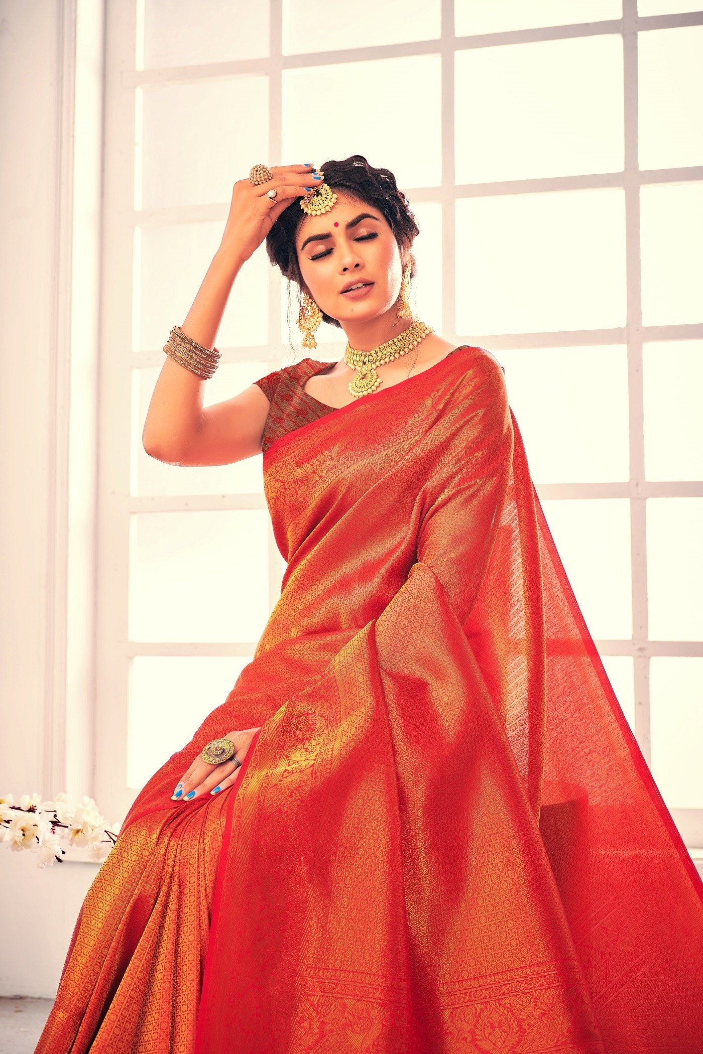 Gold zari woven Pure kanjeevaram soft silk Saree - Red
