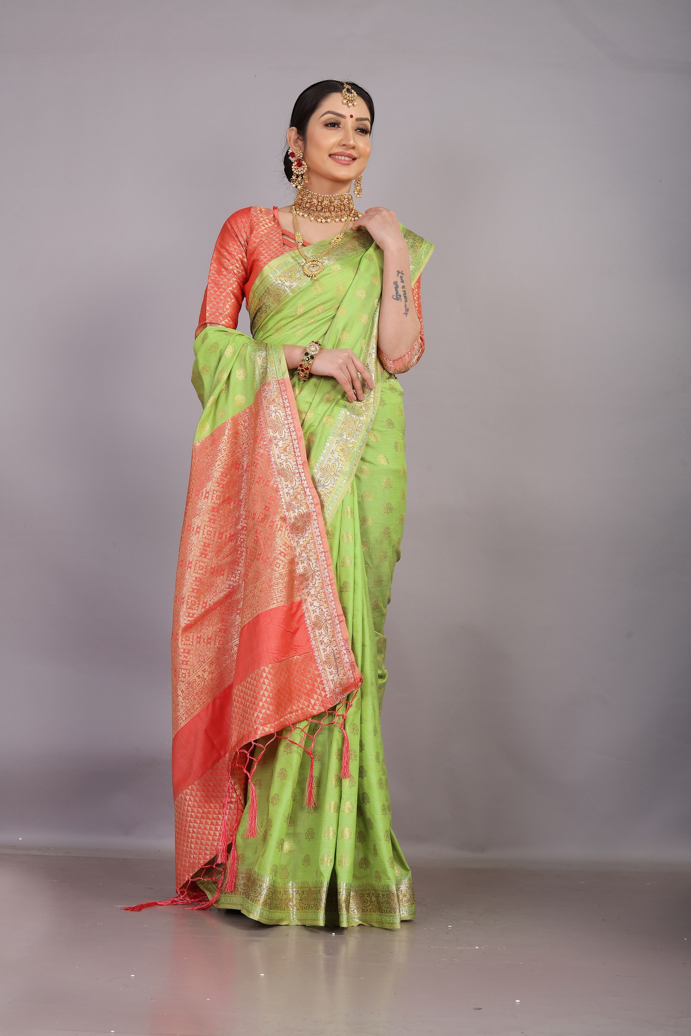 Gold Zari woven Tussar Silk saree with Contrst Rich Pallu -Teal Green