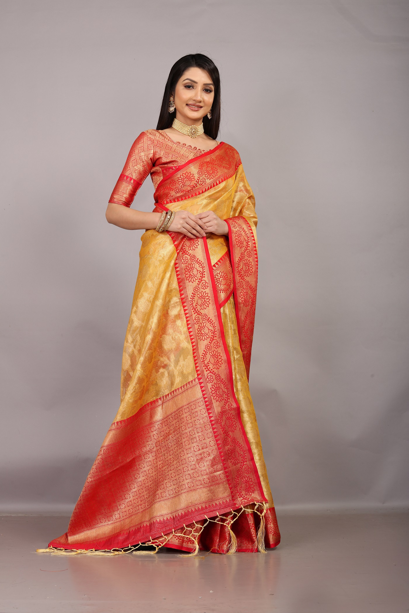 Banarasi Organza saree with Zari woven Contrast and pallu -Yellow