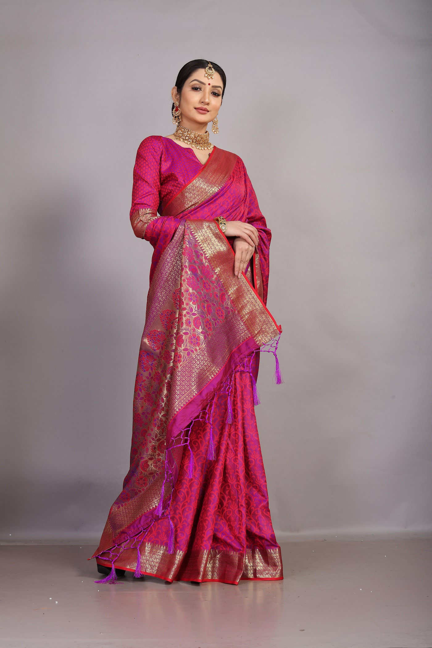 Tansui Silk saree with Gold zari woven border and rich Pallu - Purple