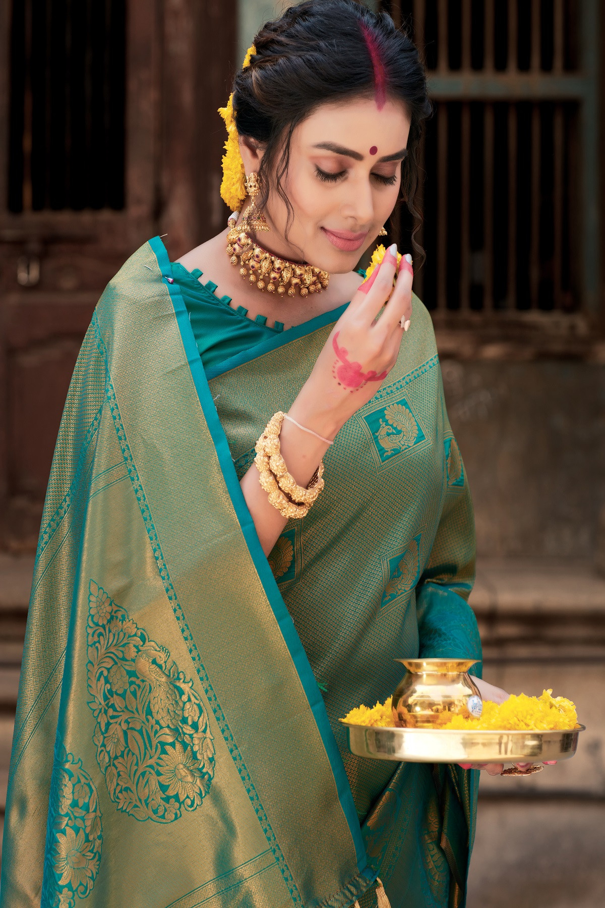 Pure Kanjeevaram Silk Gold zari woven Saree - Green