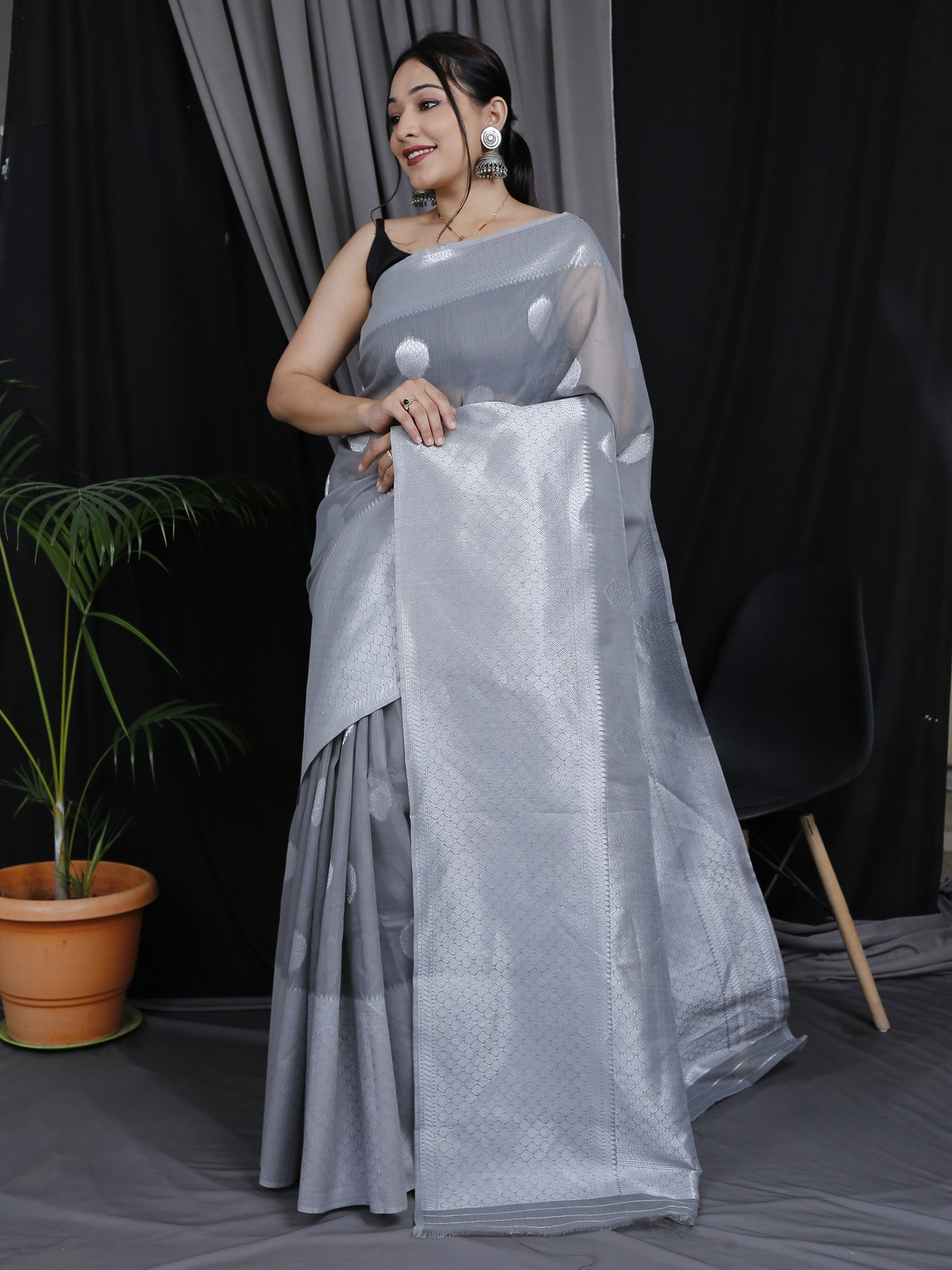 Pure Line Silk Zari Woven Saree - Grey