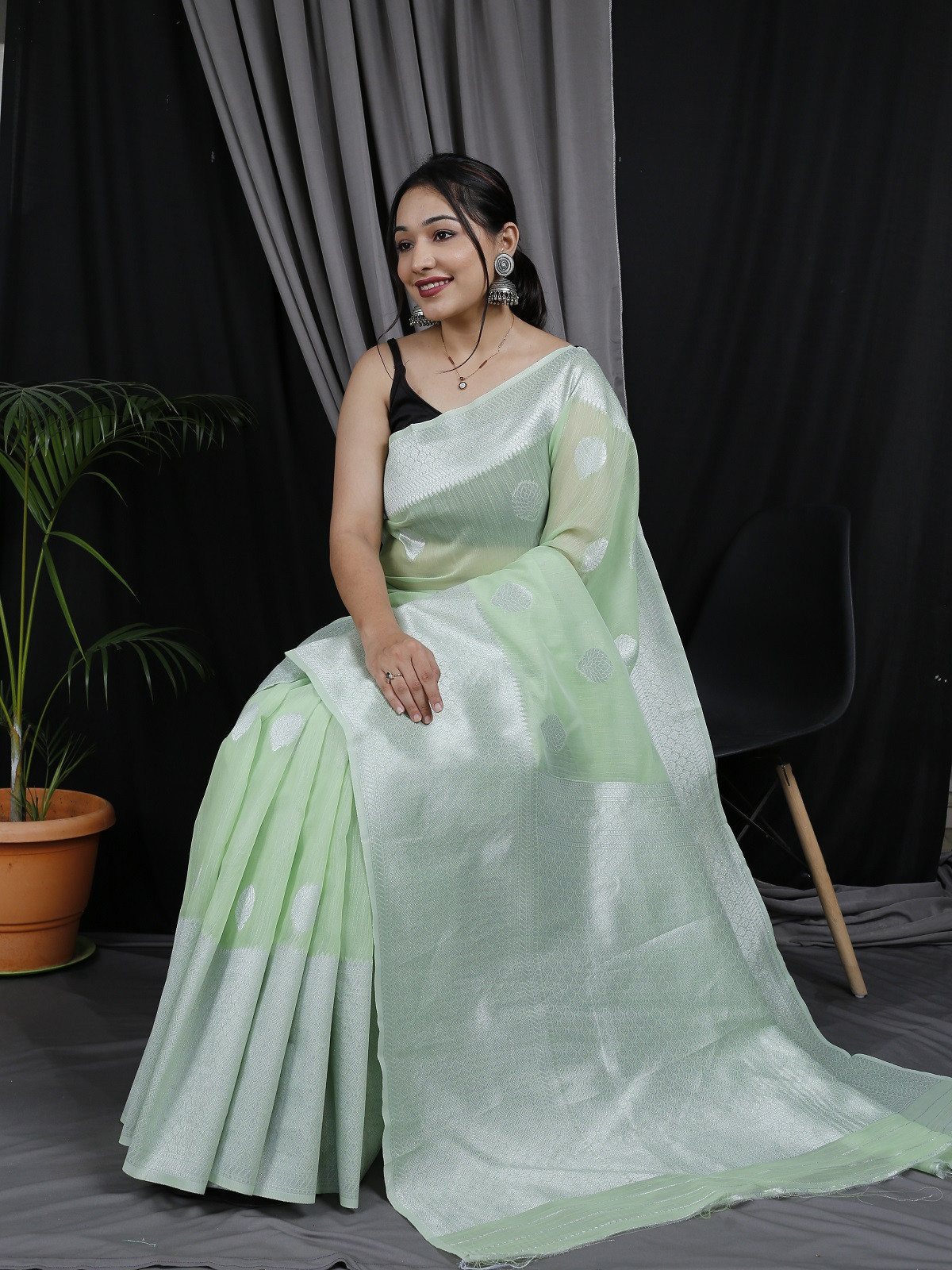 Pure Line Silk Zari Woven Saree - Pista Green