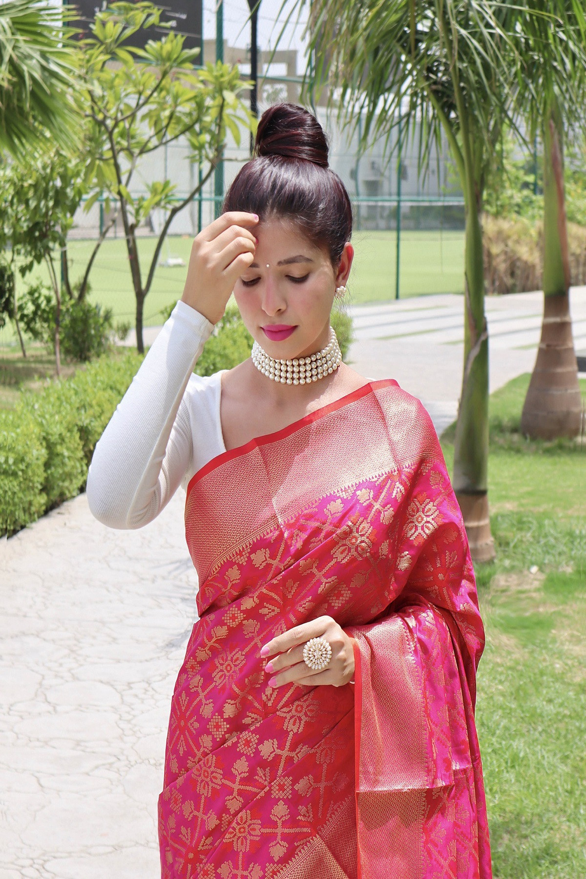 Patola Silk saree with gold Zari meenakari weaves border &Pallu - Pink