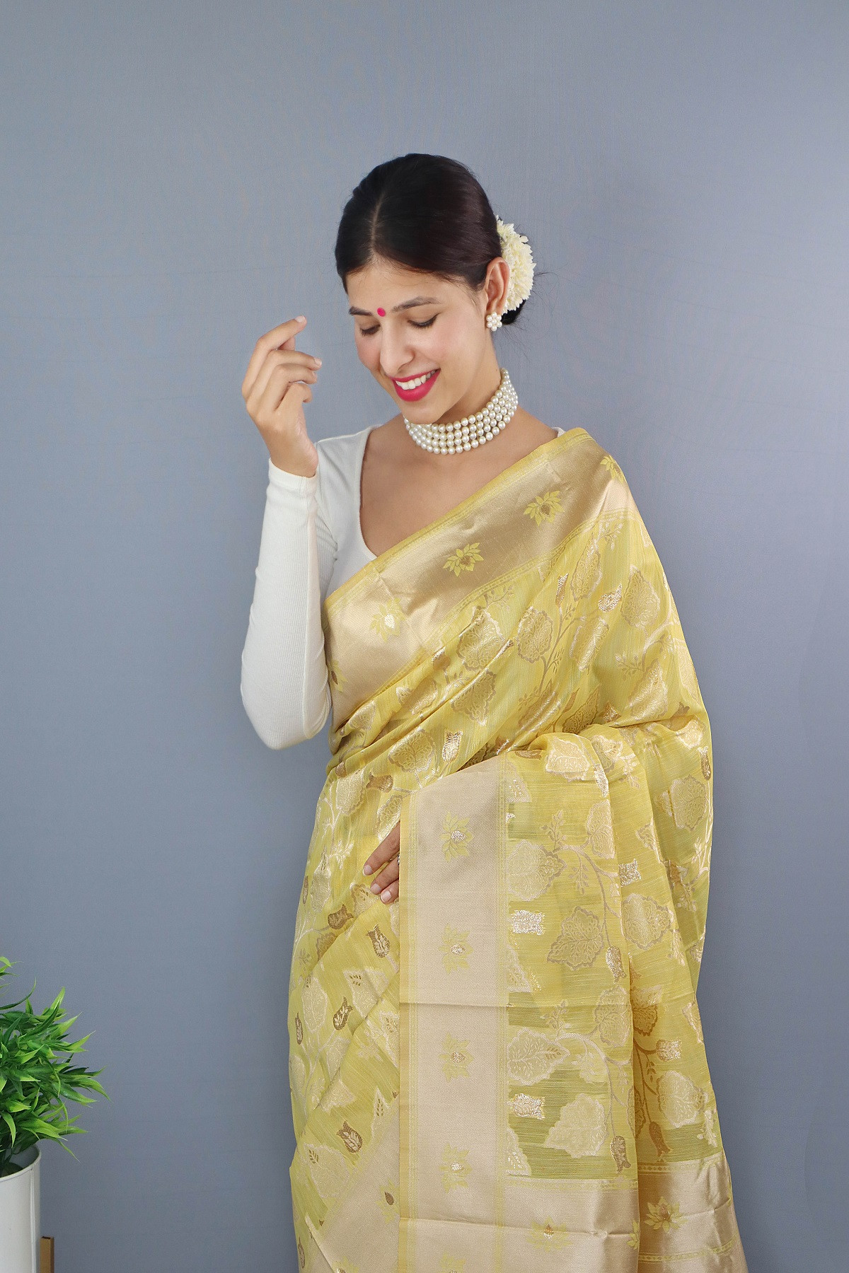 Premium Cotton linen Slub jaal Woven Saree - Yellow
