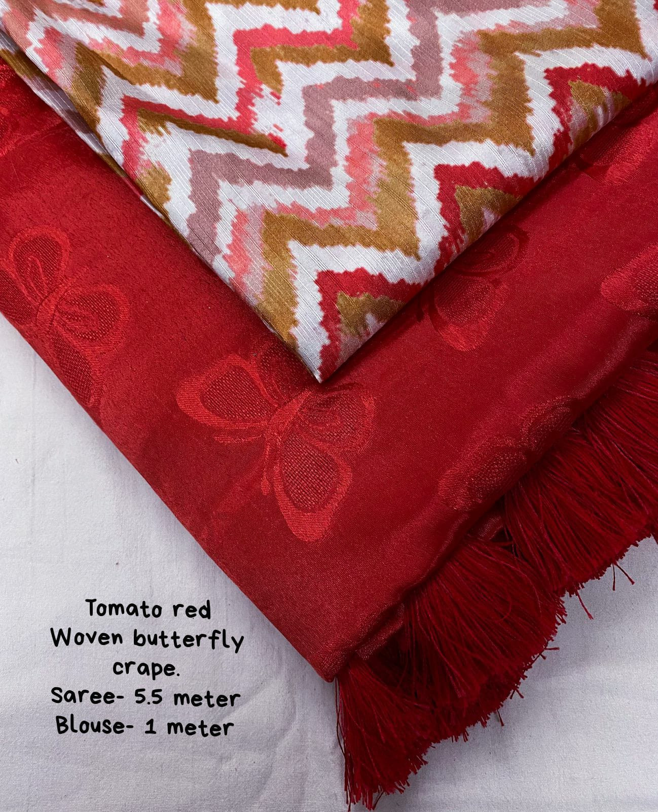 Plain soft silk woven Saree - Red