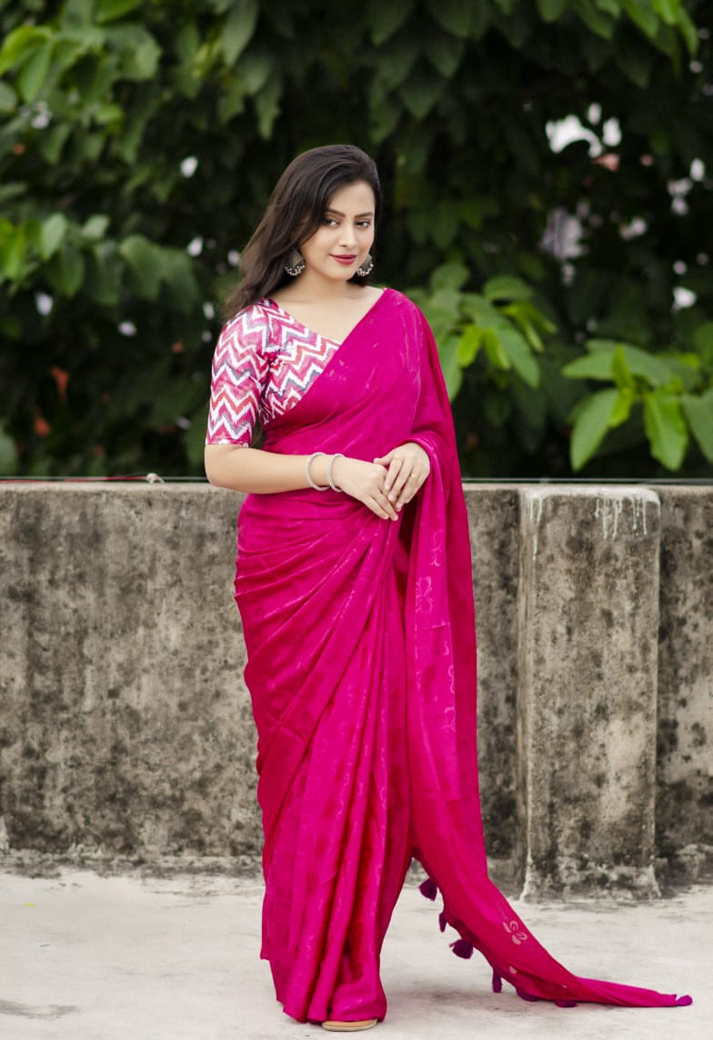 Plain soft silk woven Saree - Pink