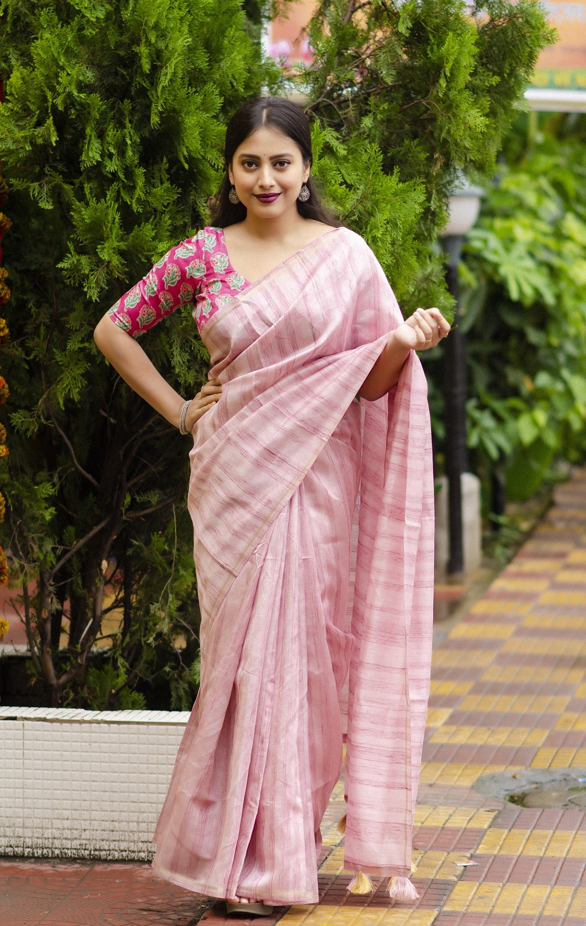Soft Matka Silk Saree with WovenSlub - Pink