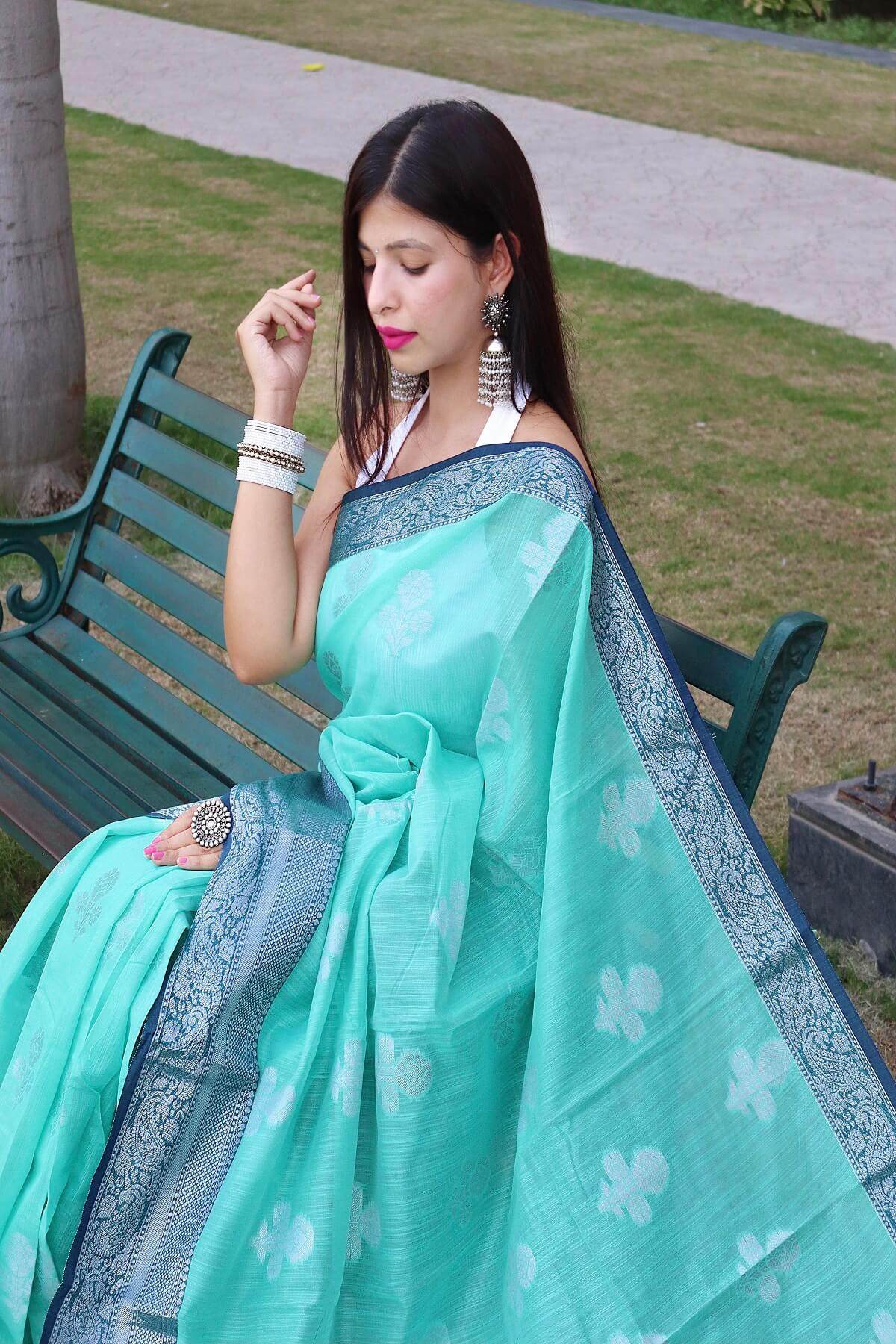 Pure Linen Zari woven saree with Contrast Border & Pallu - Turquoise