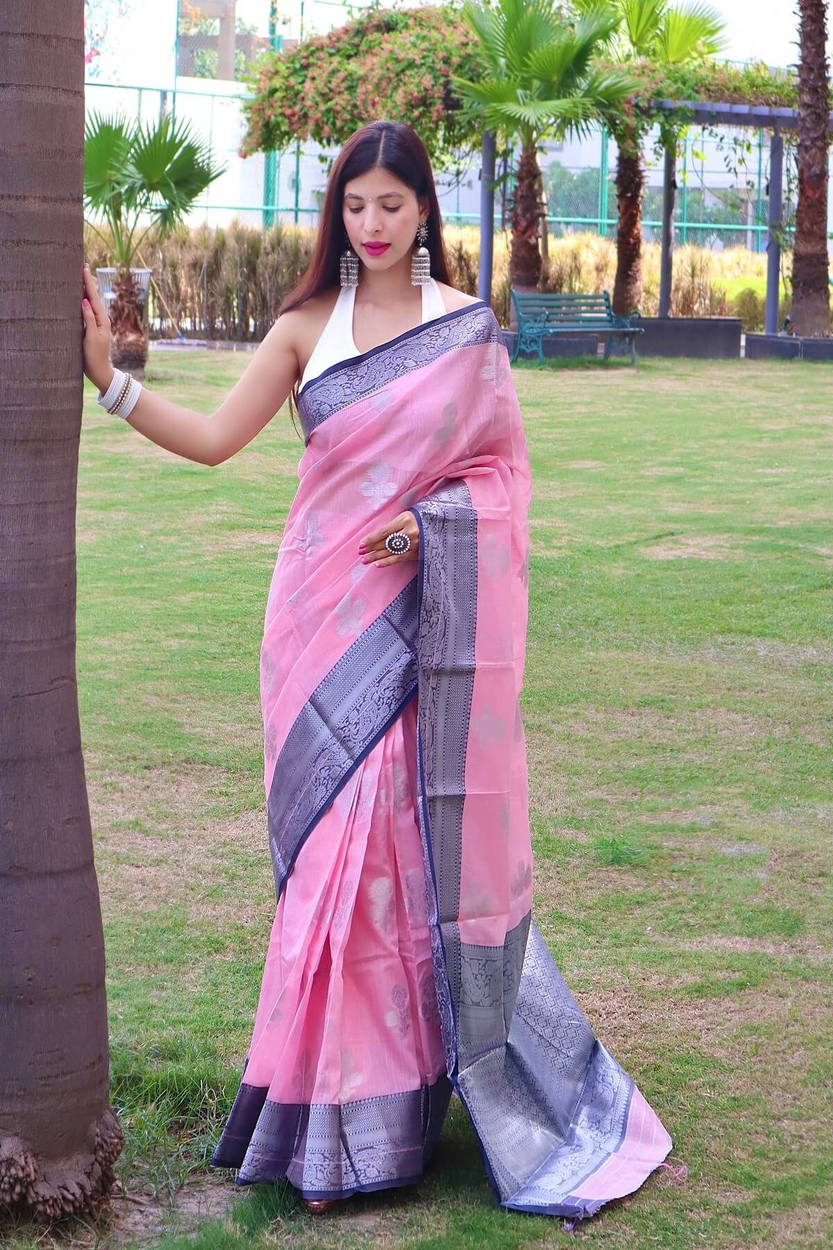 Pure Linen Zari woven saree with Contrast Border & Pallu - Pink
