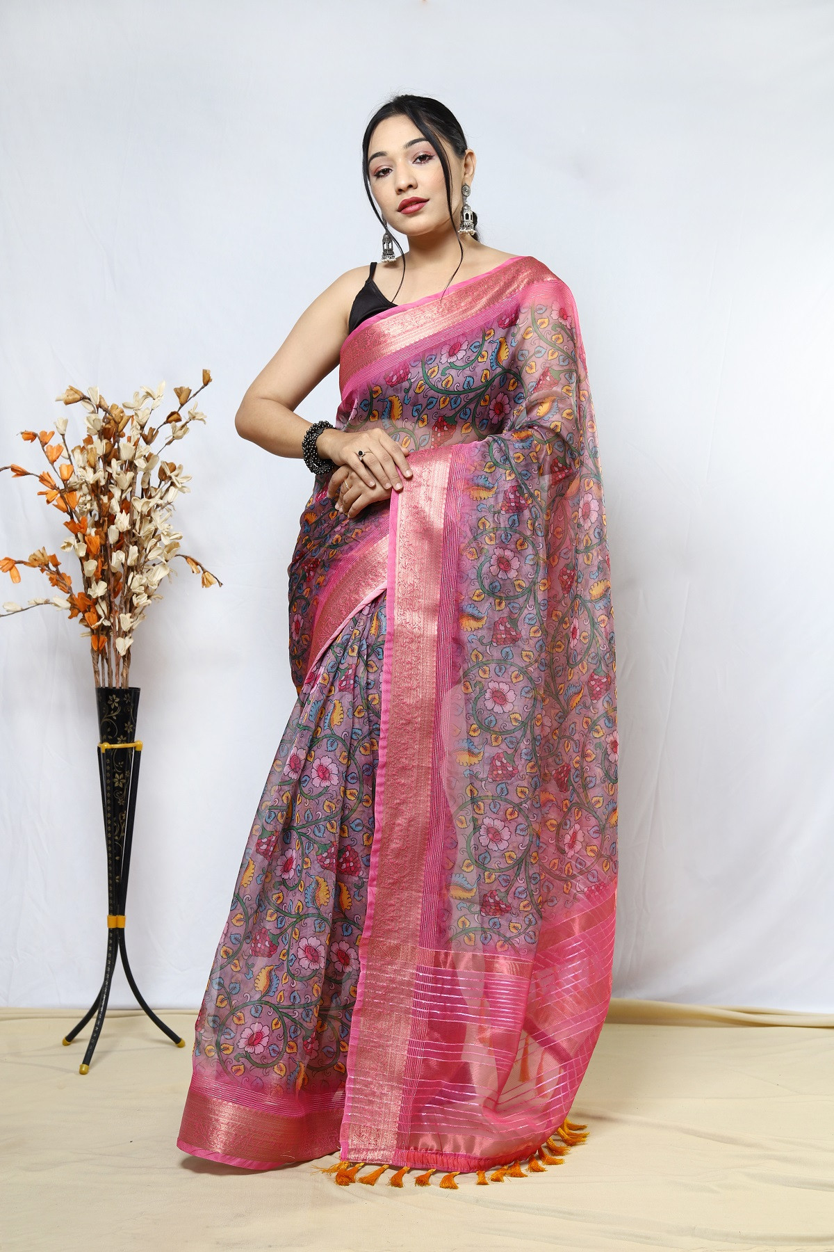 Organza kalamkari printed saree with jacquard weaving border - Pink