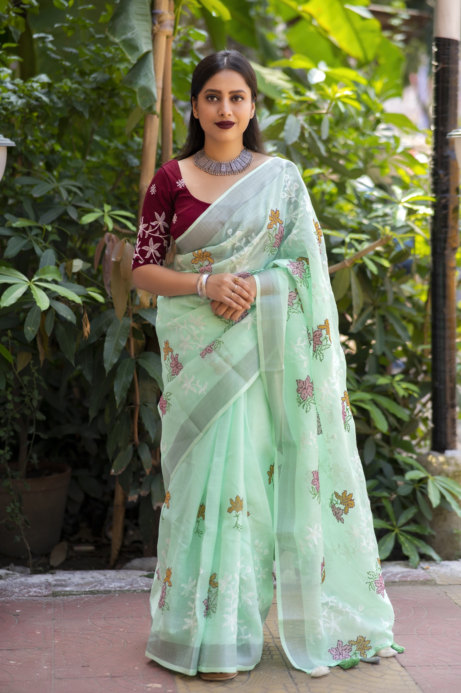 Pure Linen saree with Multi thread Embroidery Work - Green