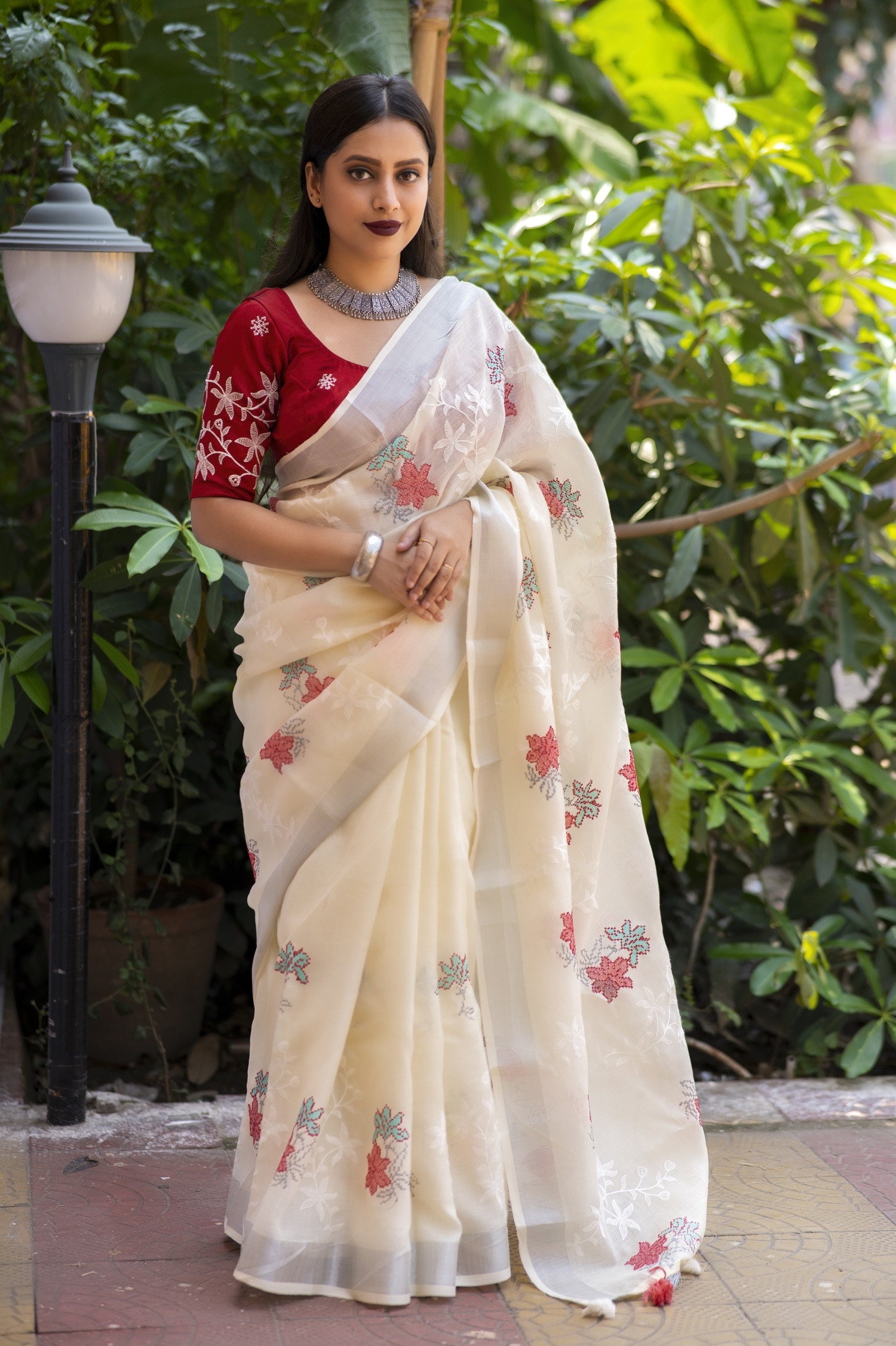 Pure Linen saree with Multi thread Embroidery Work - White