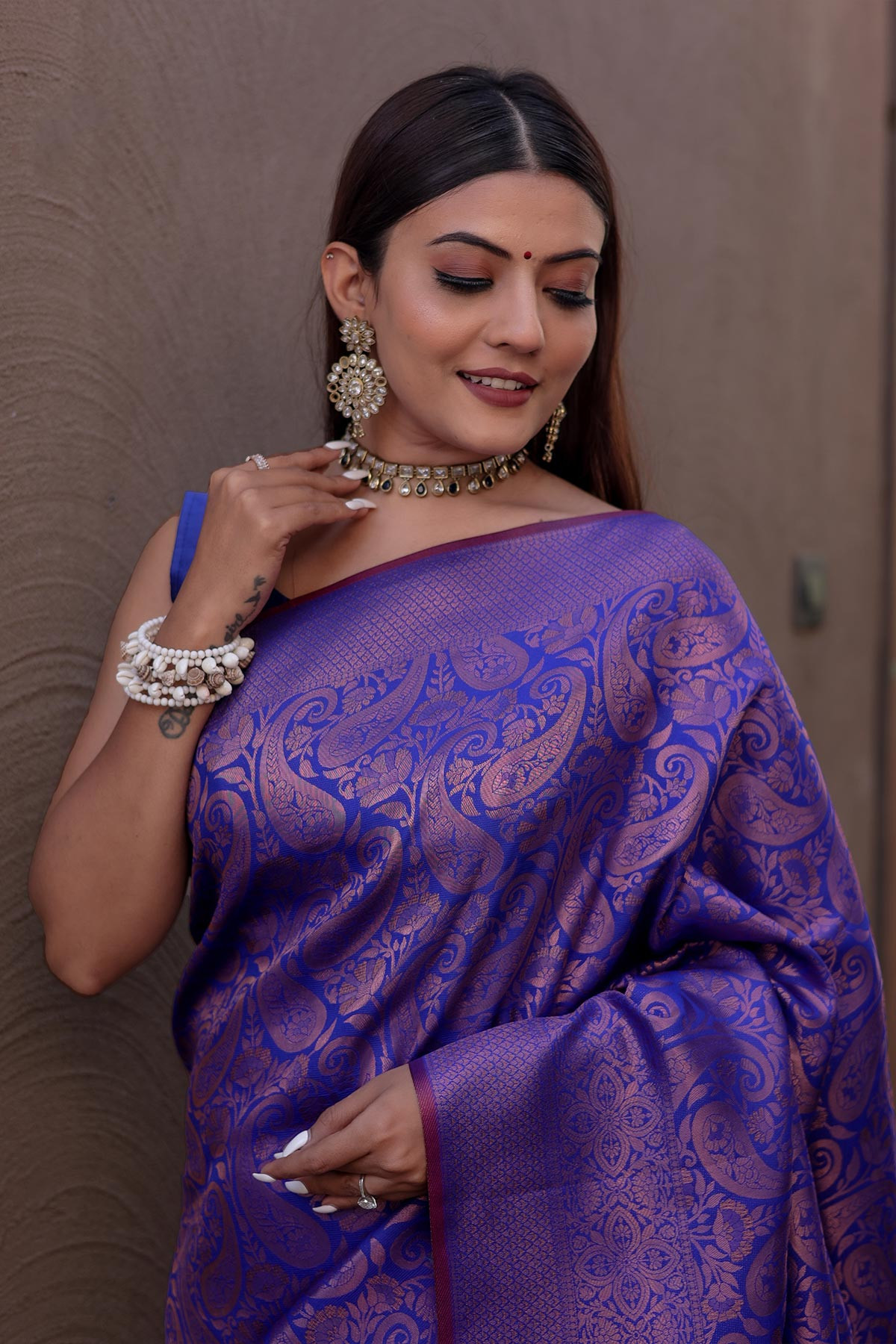 Kanjeevaram Silk Saree with Copper zari Woven &rich pallu - Lavender