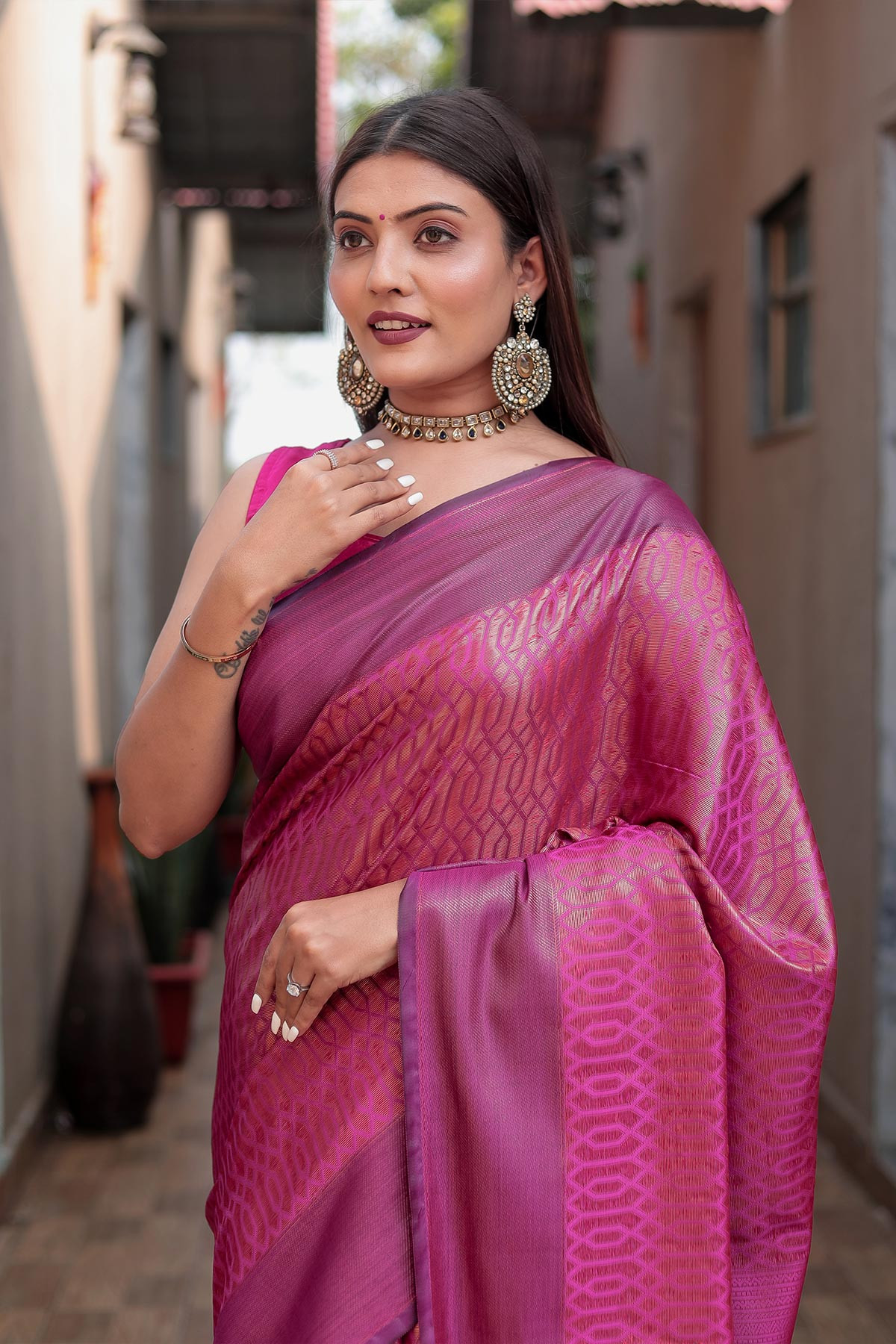 Kanjeevaram Silk Saree with Copper zari Woven &rich pallu - Pink