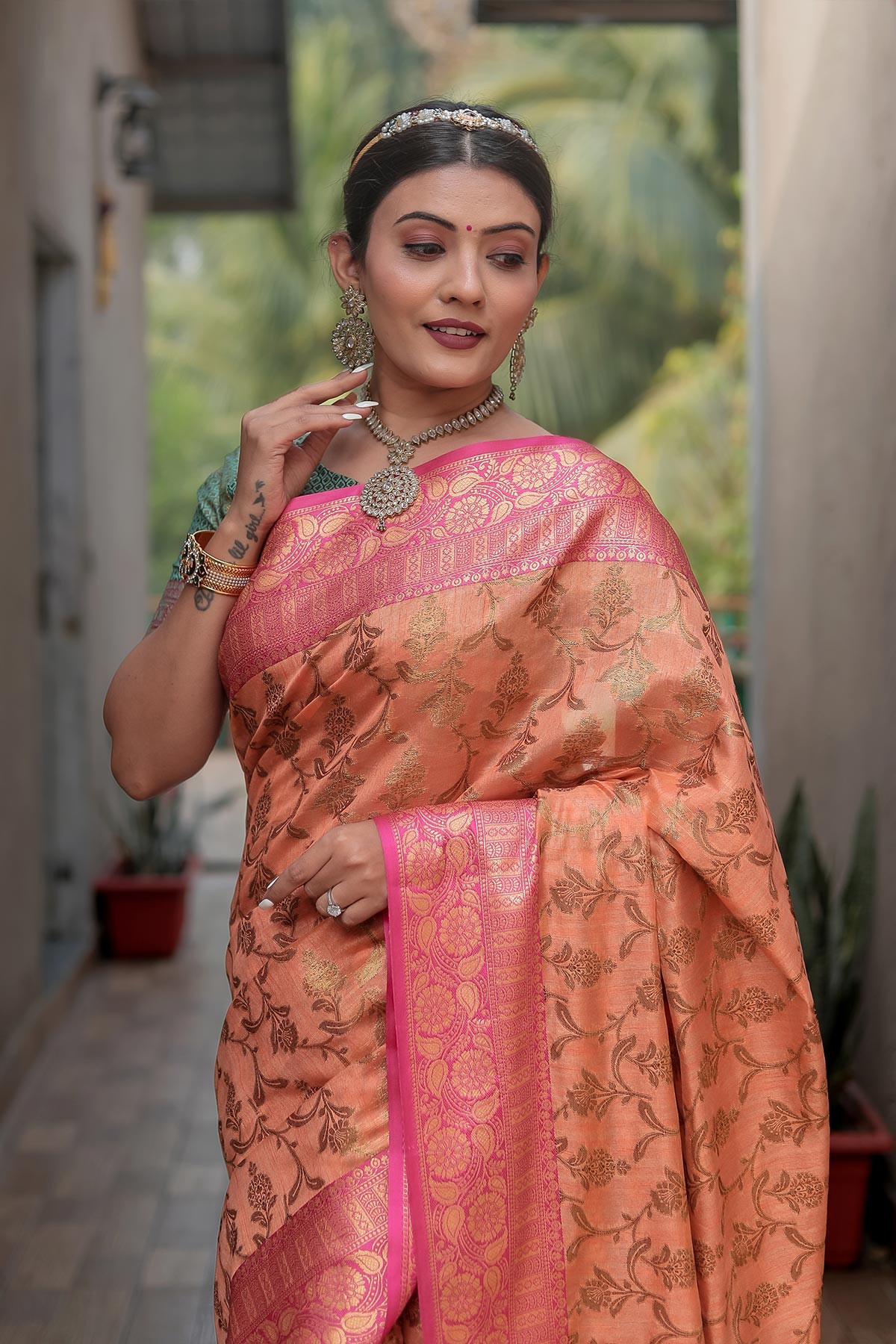 Katan Silk Banarasi Saree in Pink and Blue – Bengal Looms India