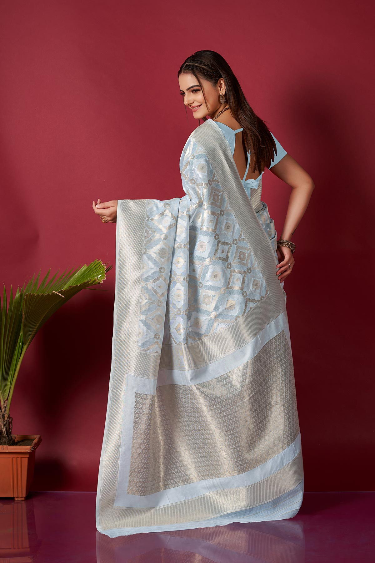 Pure Soft Linen Saree With Zari Woven border and Rich Pallu -Blue