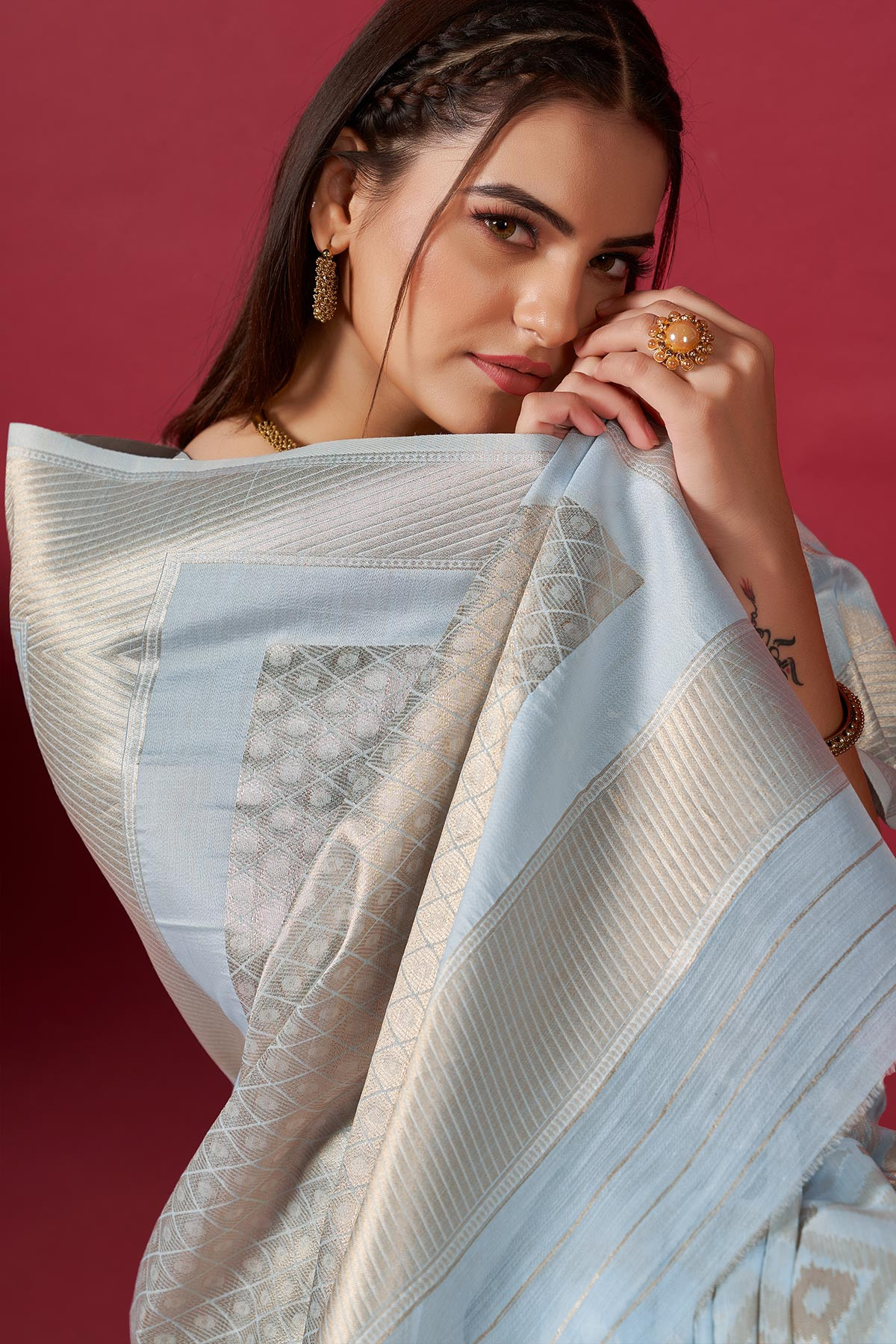 Pure Soft Linen Saree With Zari Woven border and Rich Pallu -Blue