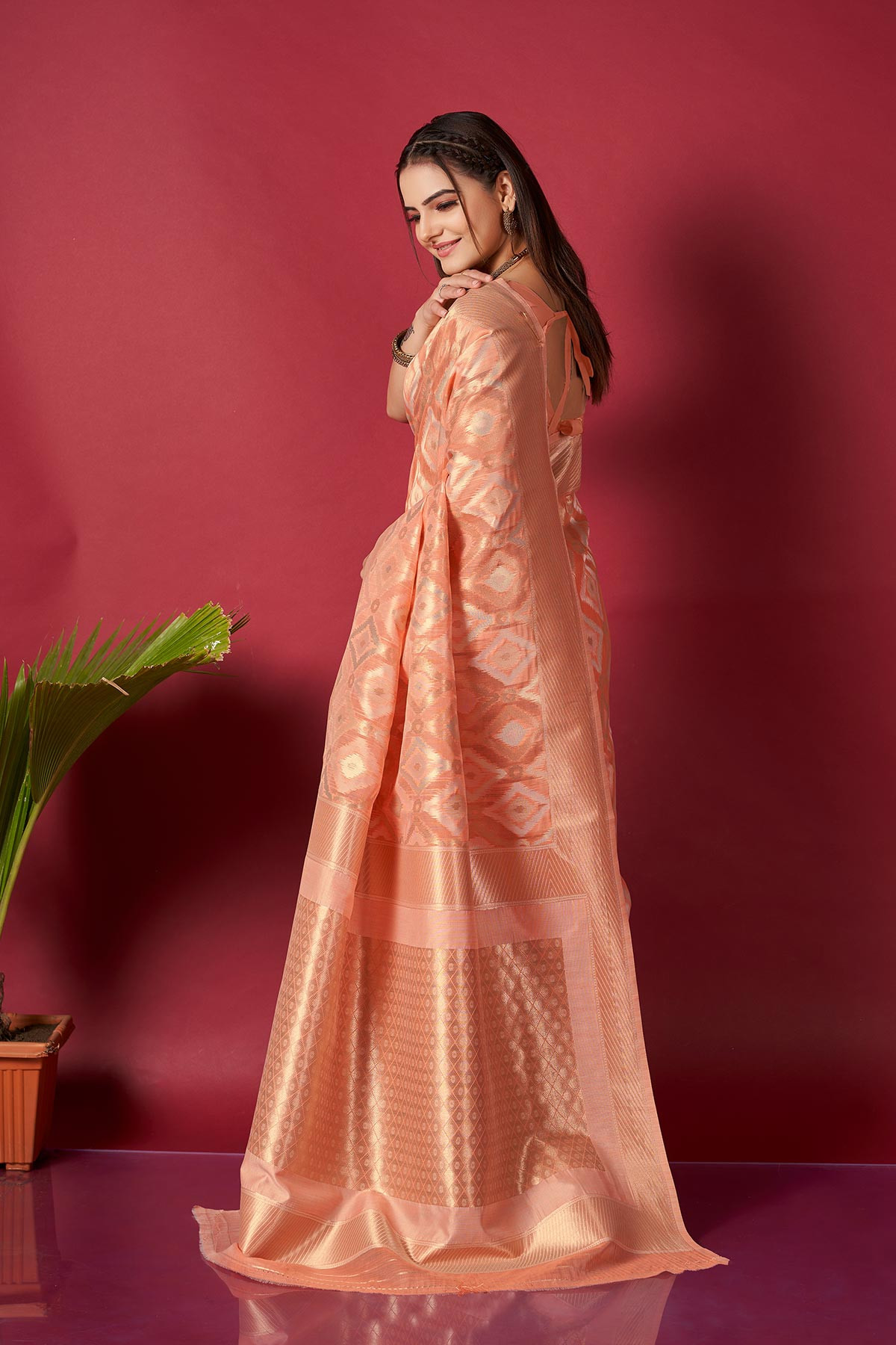 Pure Soft Linen Saree With Zari Woven border and Rich Pallu -Peach