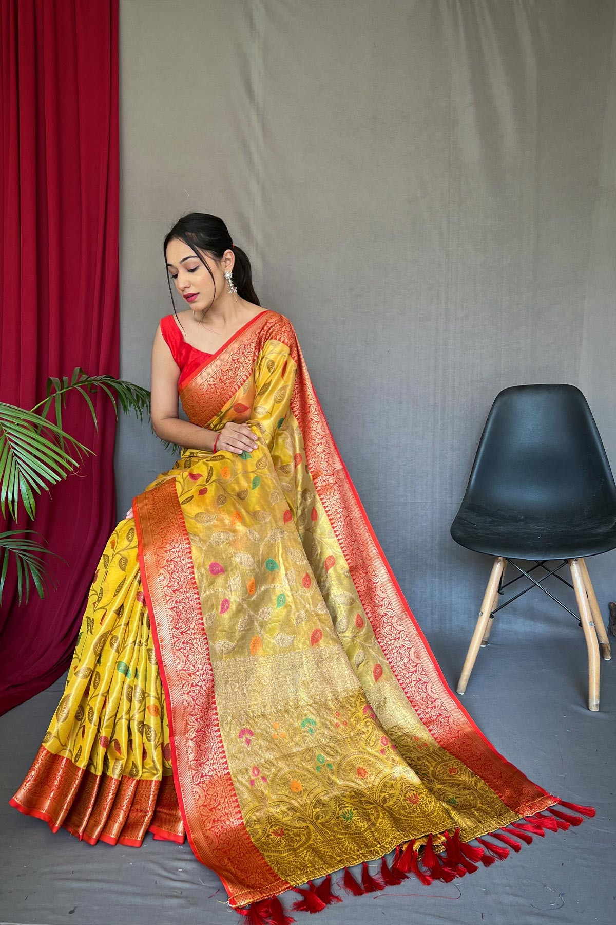 Kanjeevaram Tissue Silk With Meenakari Jaal Woven& Rich Pallu - Yellow