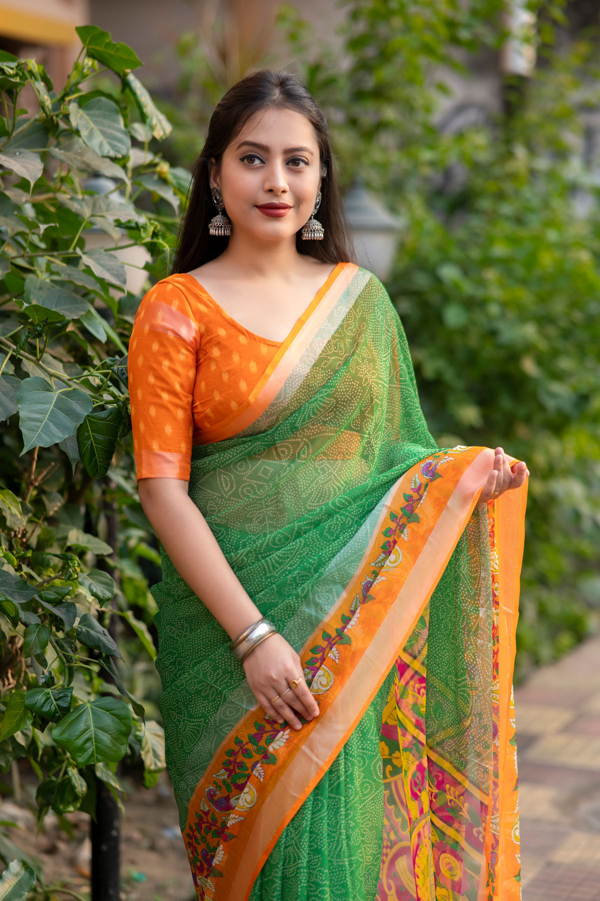 Beautiful Soft Chiffon Saree With Bandhni & Kalamkari Print - Green
