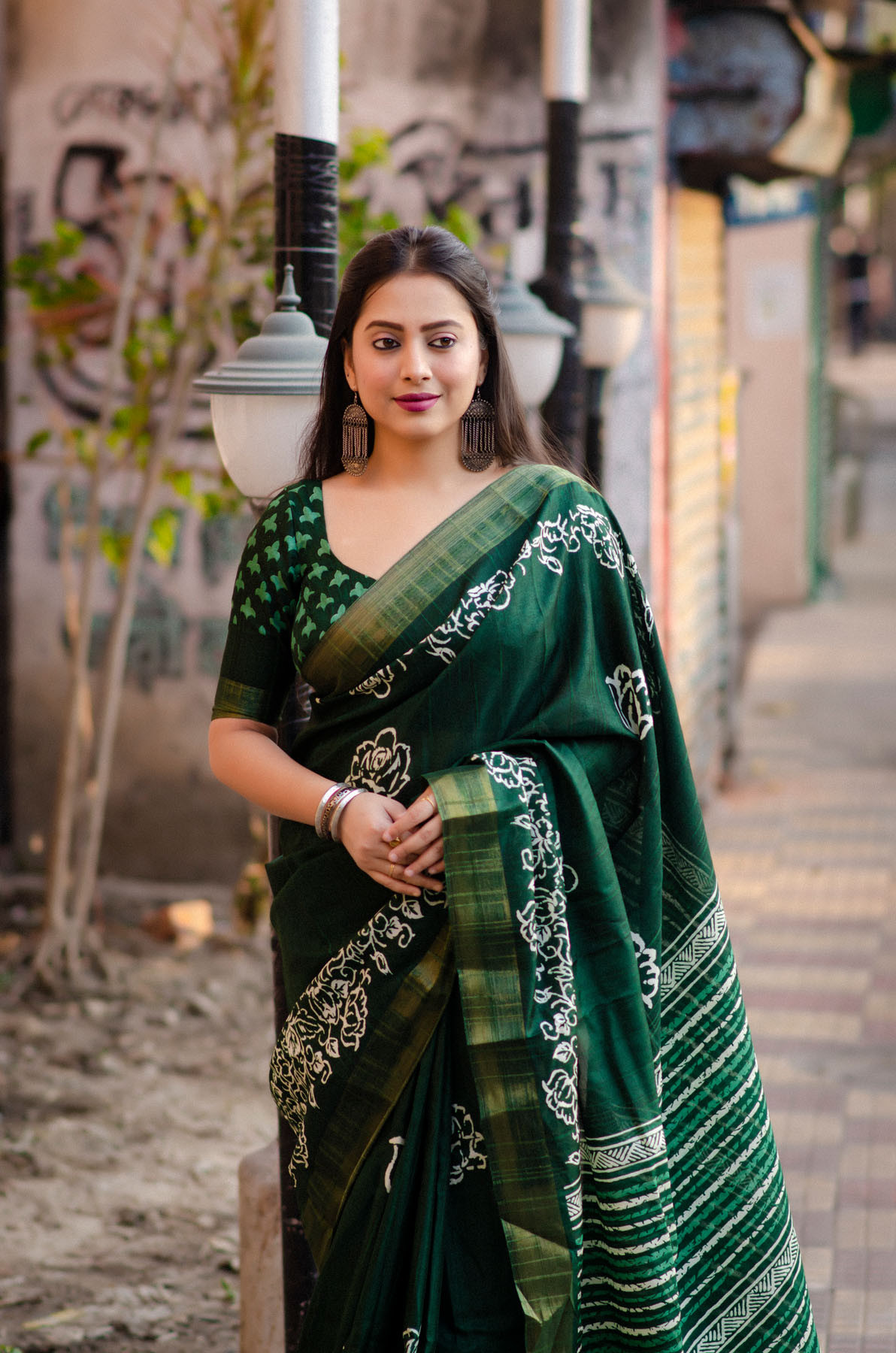 Semi Raw Silk With Ikkat Printed Green Saree – Kumaran Silks