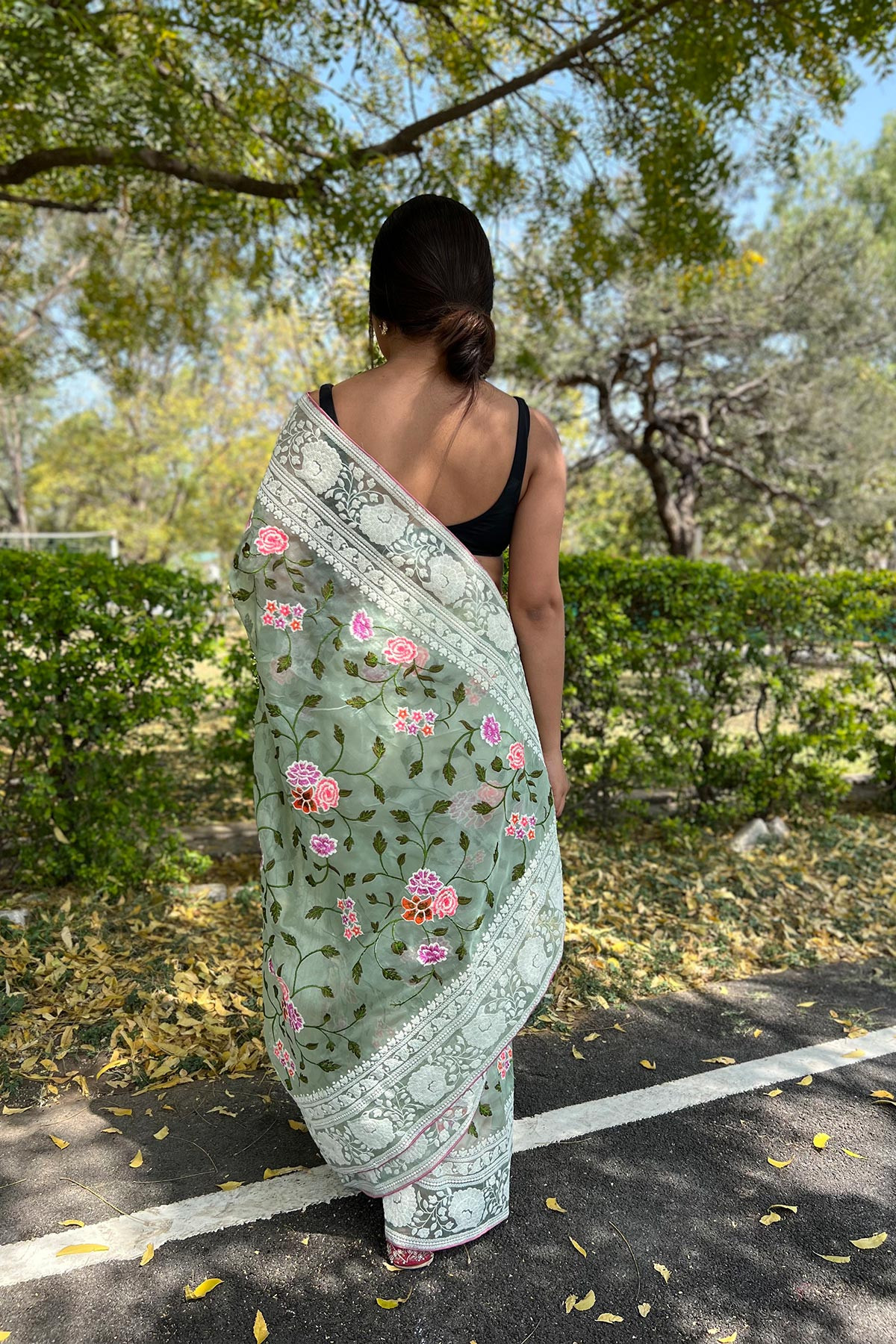 Premium Organza saree with Chikankari Embroidery Border - Green