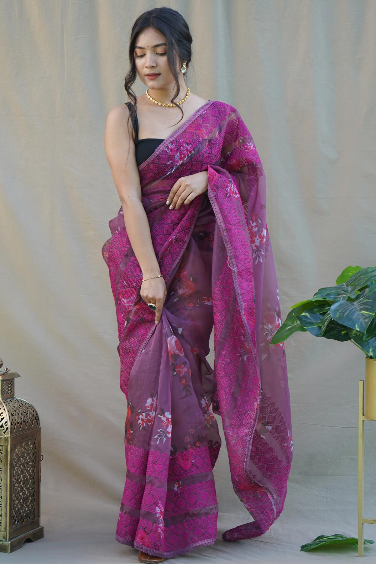 Premium Organza Digital Printed saree with chikankari Work - Pink