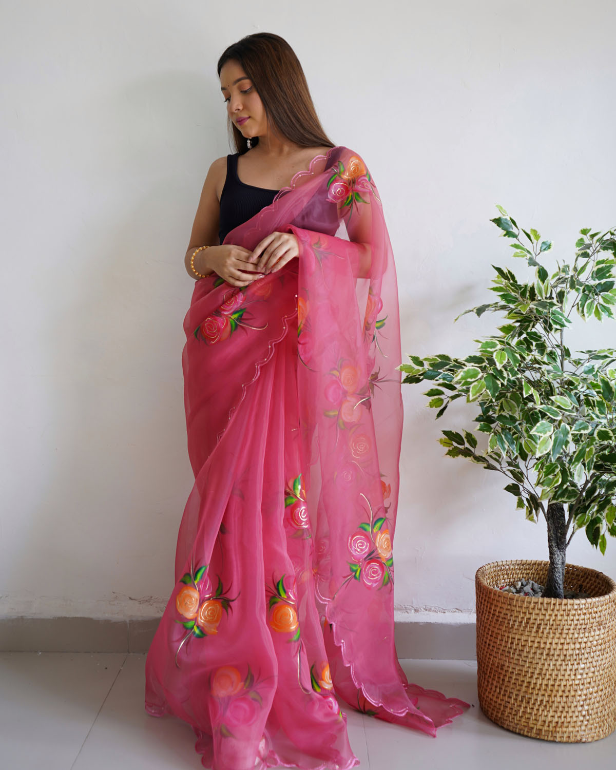Pure Organza Designer Hand Printed saree with Foil Print –Pink