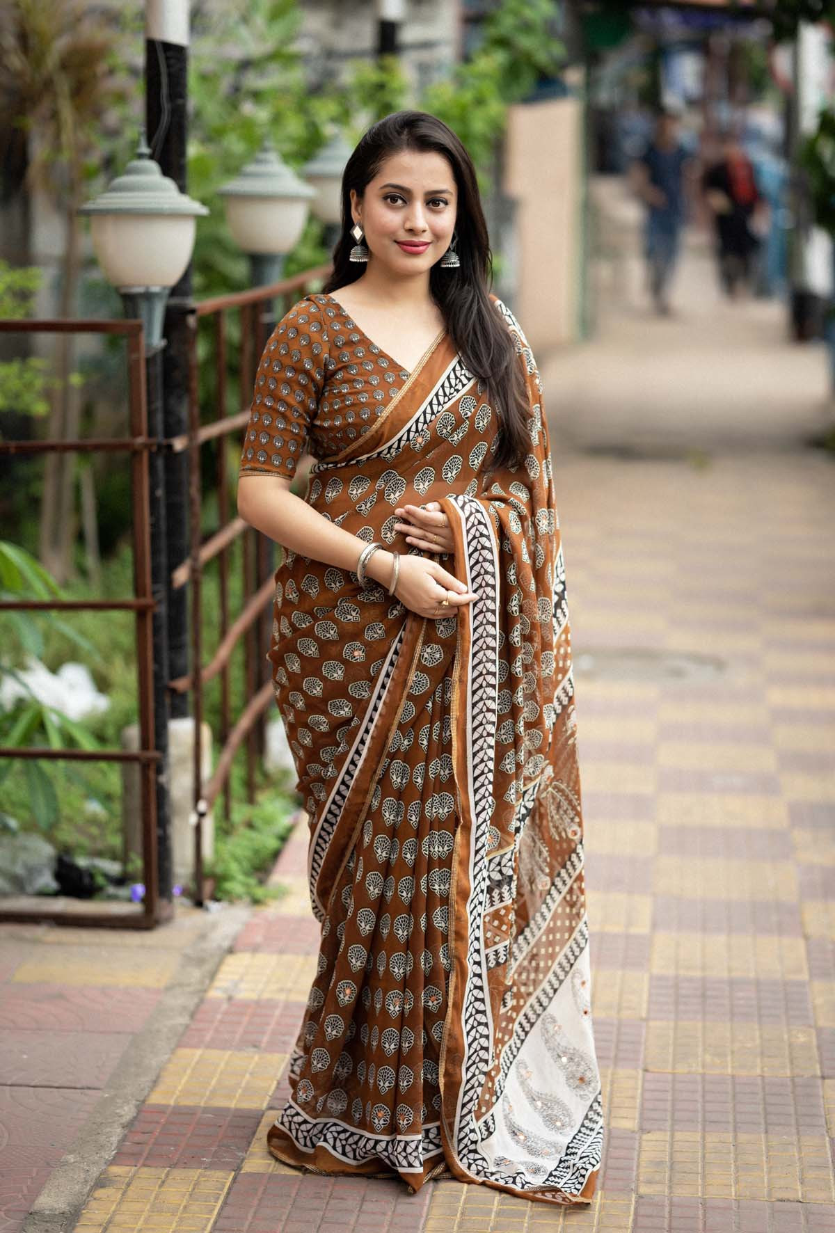 Pure Soft georgette Printed saree with mirror Work – Brown