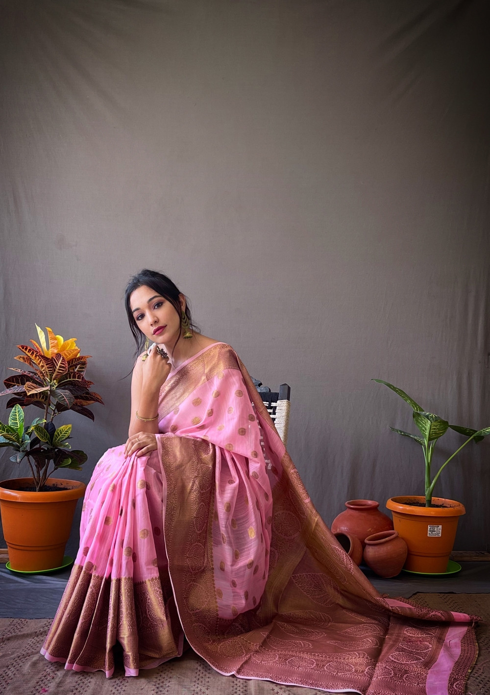 Pure Linen Silk Sarees with Copper Zari motifs and Rich Pallu - Pink