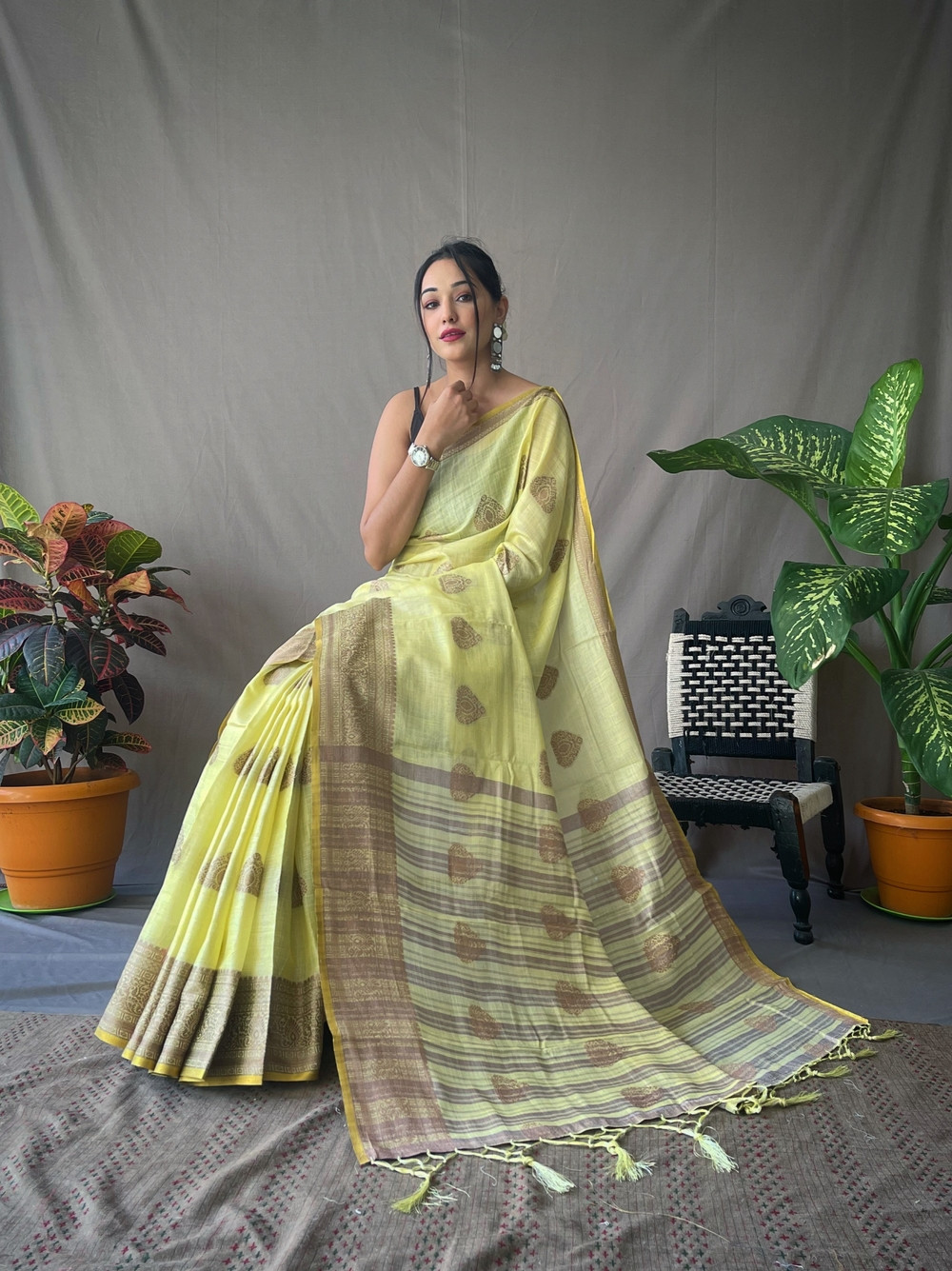 Copper Zari woven Linen Tissue Silk Saree with Rich Pallu - Yellow
