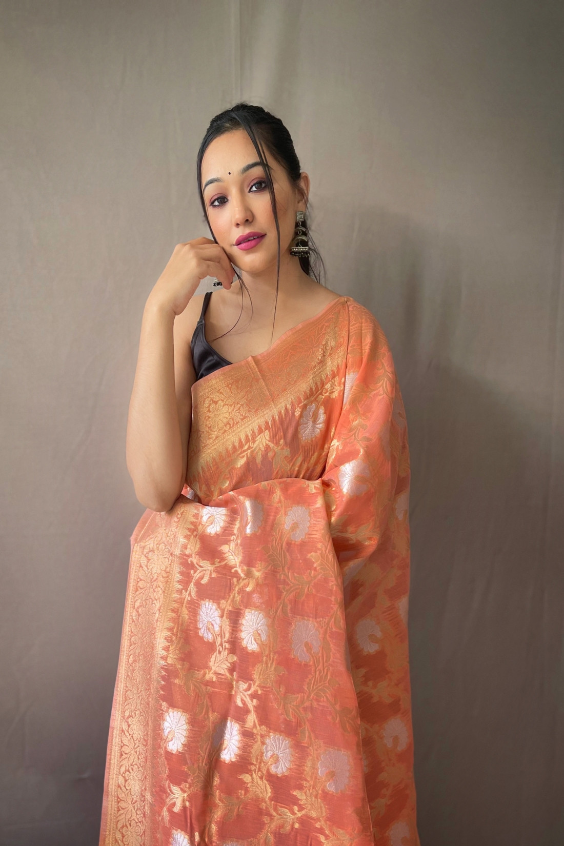 Linen Silk Saree with Zari Jaal Weaving And  Rich Pallu- Peach