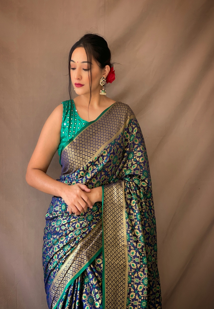 Patola saree with gold Zari border and Rich Weaving Pallu - Navy Blue