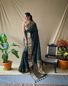 Soft Silk saree with Zari woven floral broder & pallu - Green