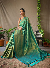 Pure Kanjeevaram Silk Gold Zari woven saree - Rama Green