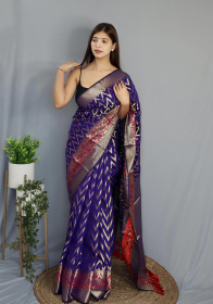 Banarasi silk saree with gold zari Woven border and Pallu - Violet