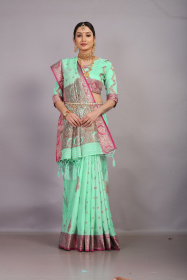 Gold zari woven dola silk saree with rich pallu - Aqua Blue