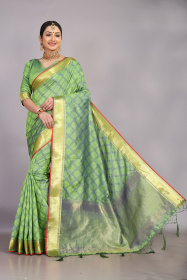 Tansui Silk saree with Gold zari woven border and rich Pallu - Green