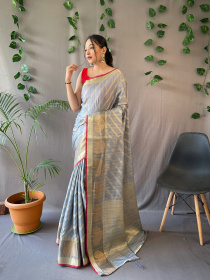 Pure Cotton Gold zari Lehariya woven saree - Grey