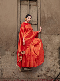 Pure Kanjeevaram Silk Gold zari woven Saree - Red