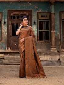 Pure Kanjeevaram Silk Gold zari woven Saree - Brown