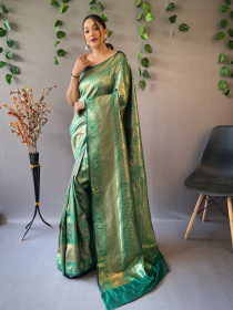 Gold zari Peacock woven Pure kanjeevaram silk Saree - Green