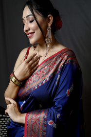 Paithani Silk Saree with zari woven contrast Border and Pallu - Blue