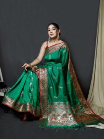 Paithani Silk Saree with zari woven contrast Border and Pallu - Green