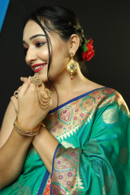 Dola Silk saree with Meenakari woven Border & Pallu - Green