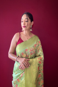 Floral printed Zari woven Banarasi Silk Saree - Green