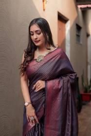 Kanjeevaram Silk Saree with Copper zari Woven &rich pallu - Blue